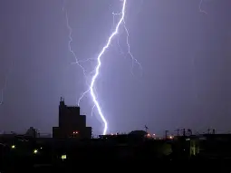 雷加利索主场获胜，积分榜大幅升级