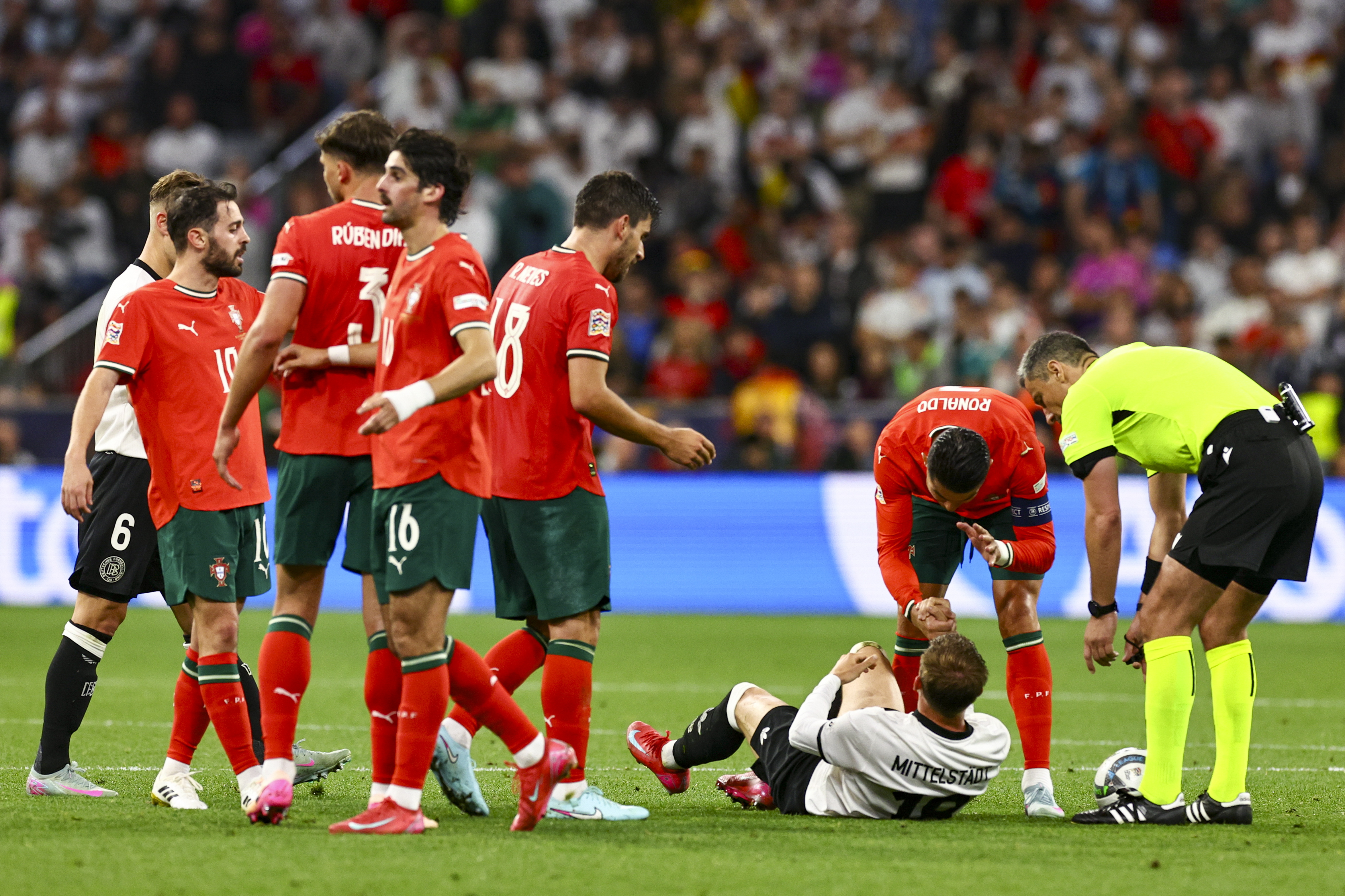 关于欧国联比赛过程中,球队实力暴露无疑的信息 关于欧国联比赛过程中,球队实力暴露无疑的信息