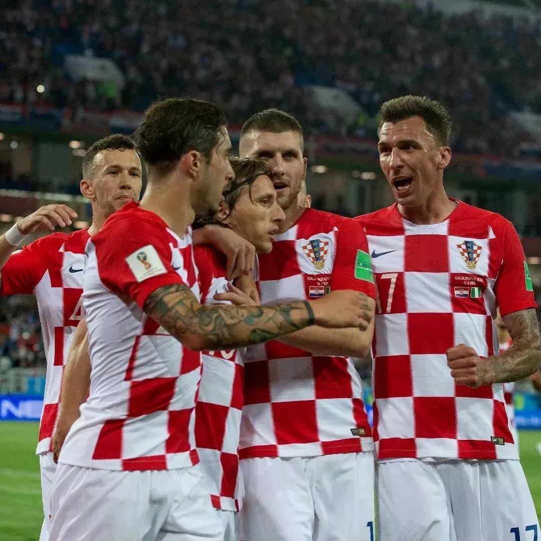 欧预赛:希腊队大胜摩洛哥,小组出线希望犹存的简单介绍 欧预赛:希腊队大胜摩洛哥,小组出线希望犹存的简单介绍