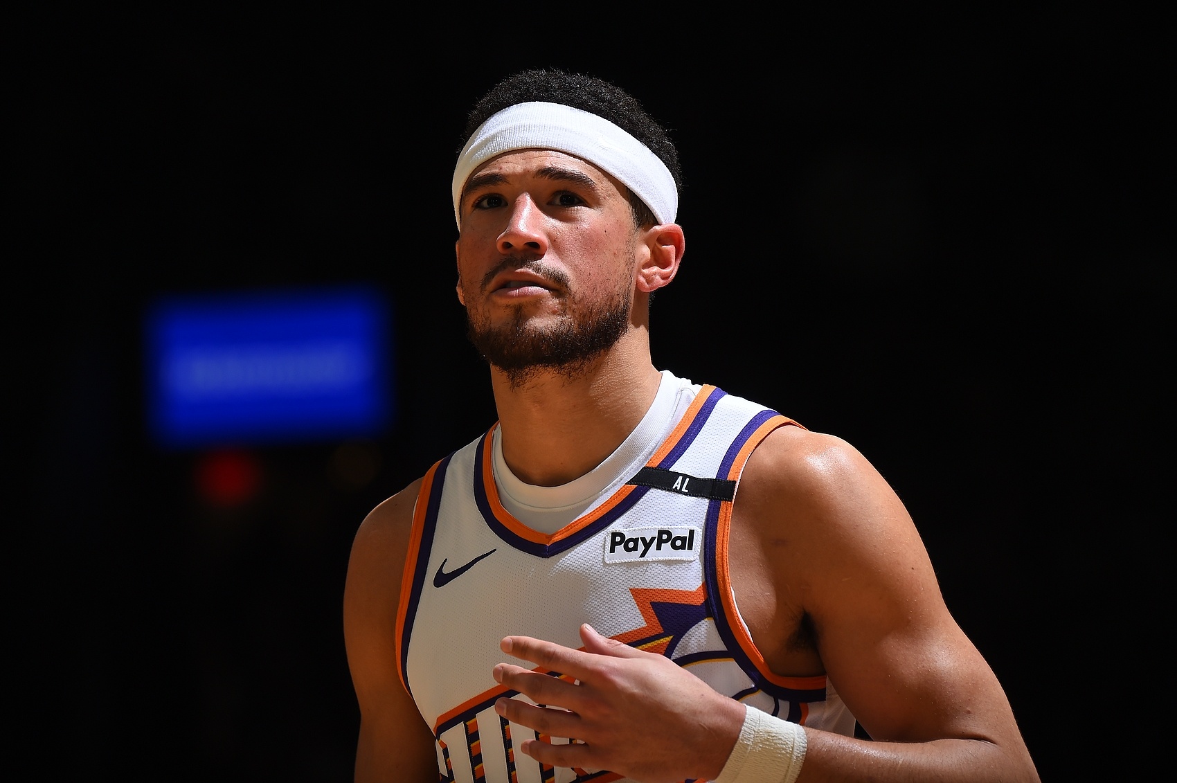 关于太阳击败步行者,布克爆发砍下35分的信息 关于太阳击败步行者,布克爆发砍下35分的信息